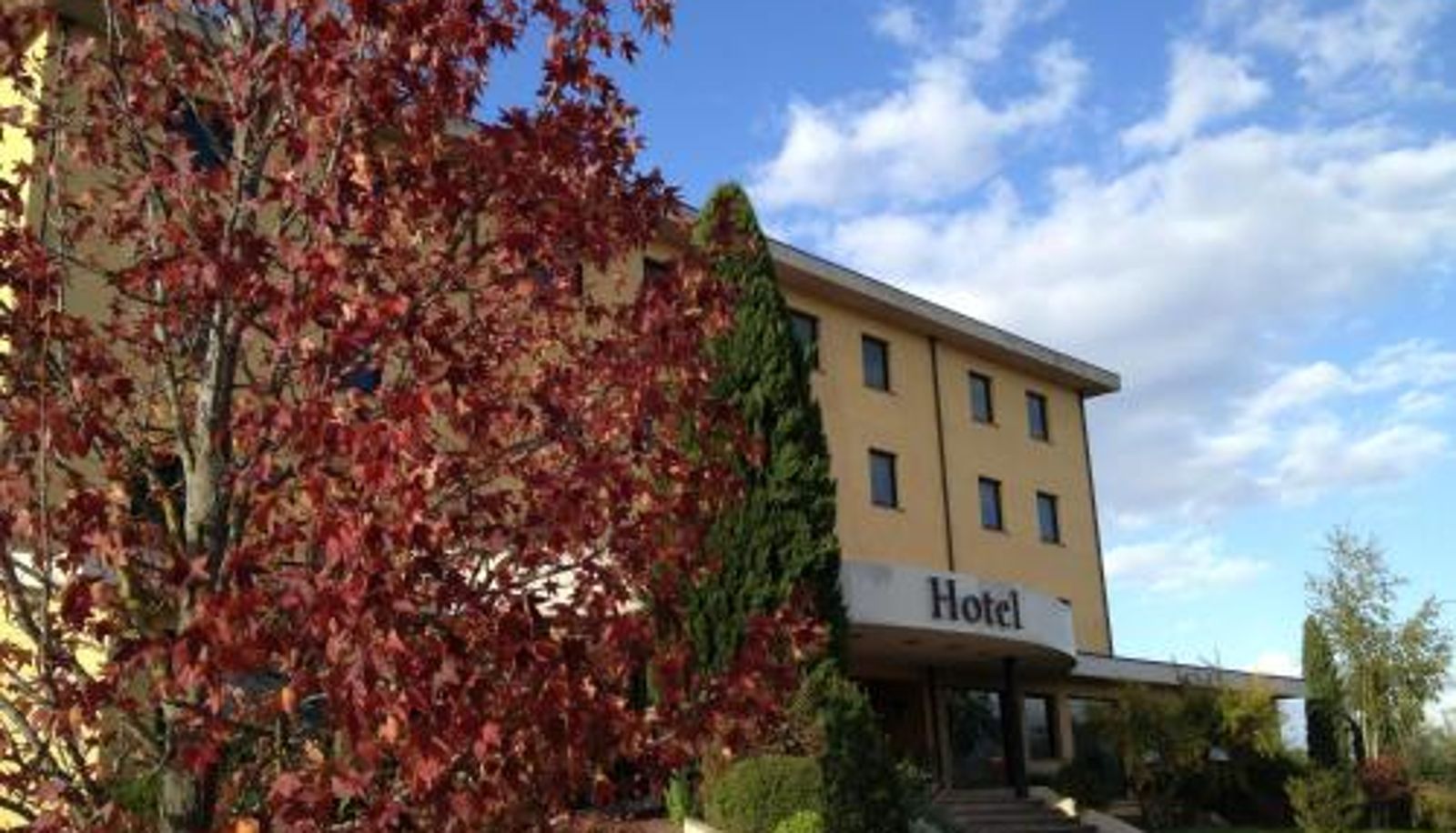 Hotel outdoor area - Aldero Hotel