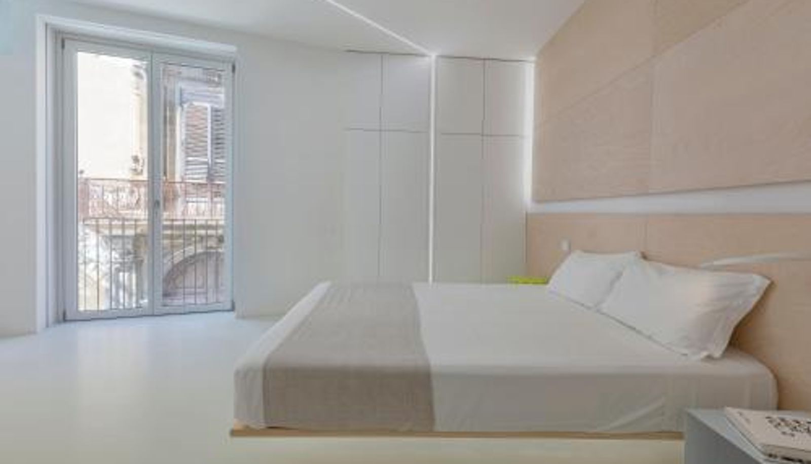 Suite - Fiveplace Design Suites & Apartments
