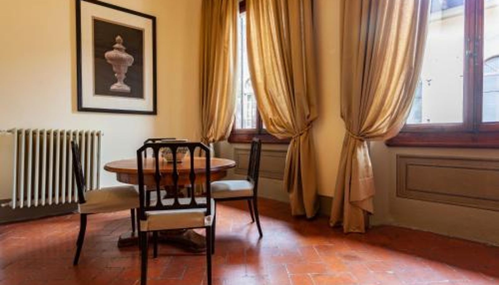 Info - Palazzo Martellini Residenza d'epoca