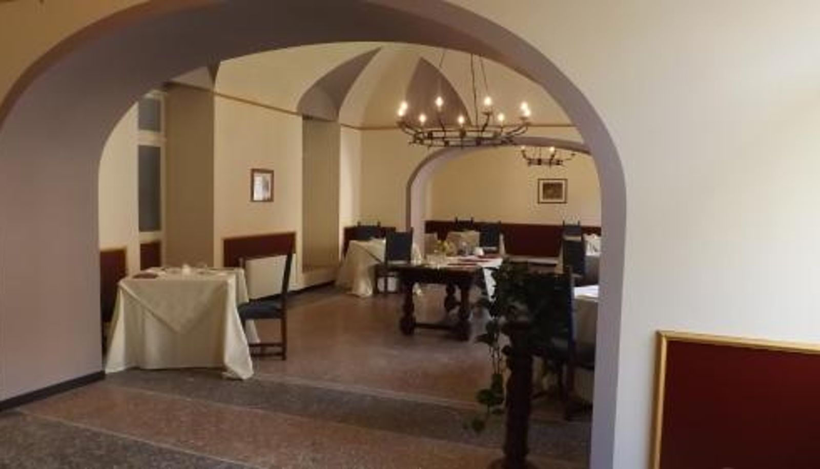 Frühstücksraum innerhalb des Restaurants - Relais Real Collegio