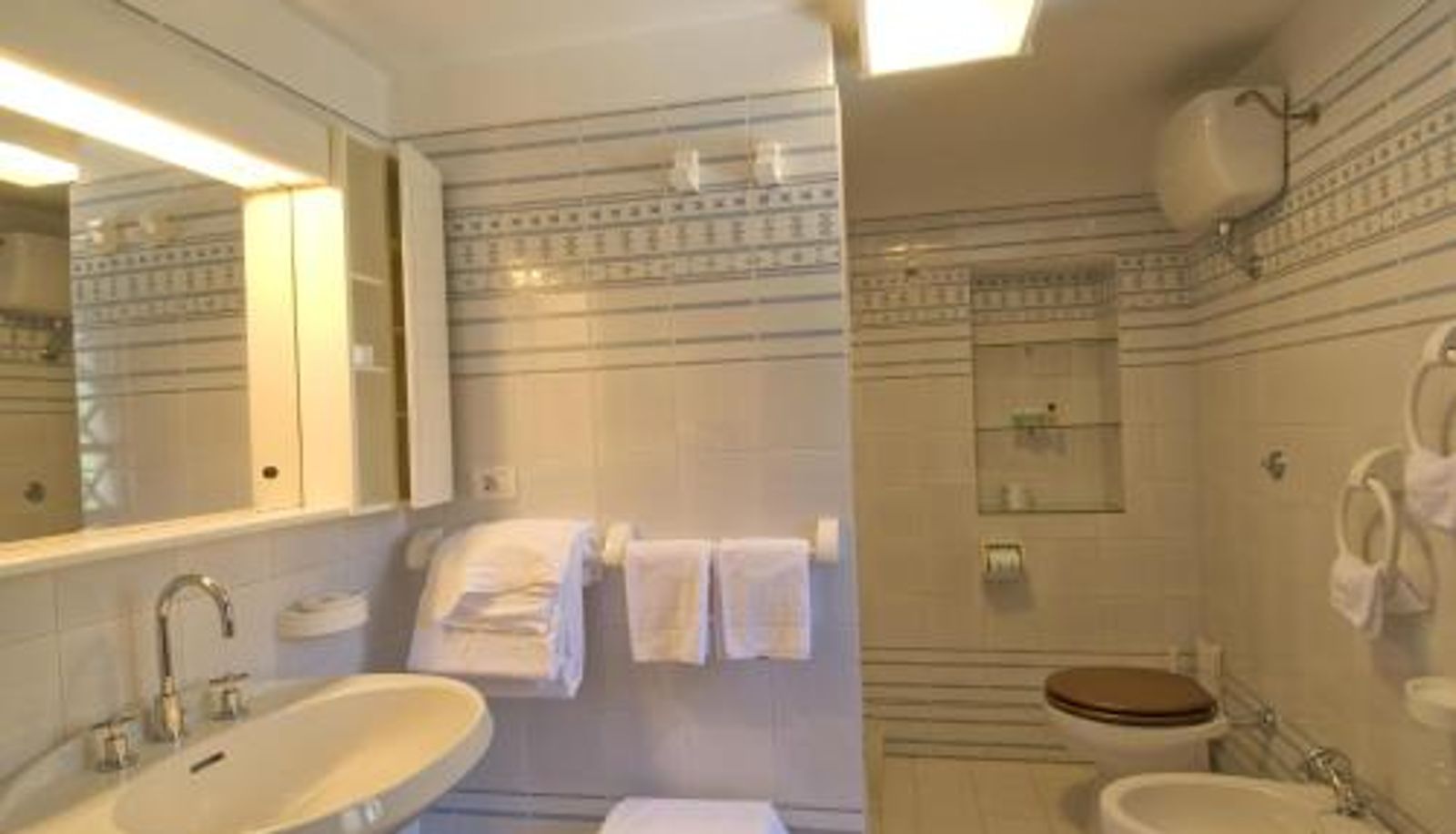 Suite - Hotel Lucrezia