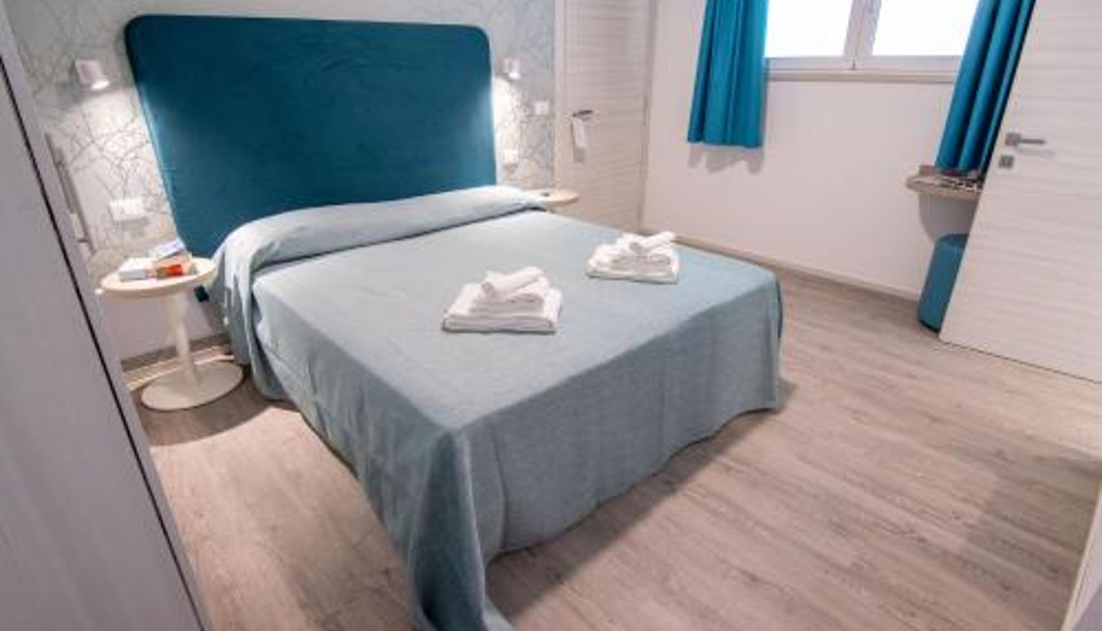 Zimmer - HOTEL ADRIA BEACH