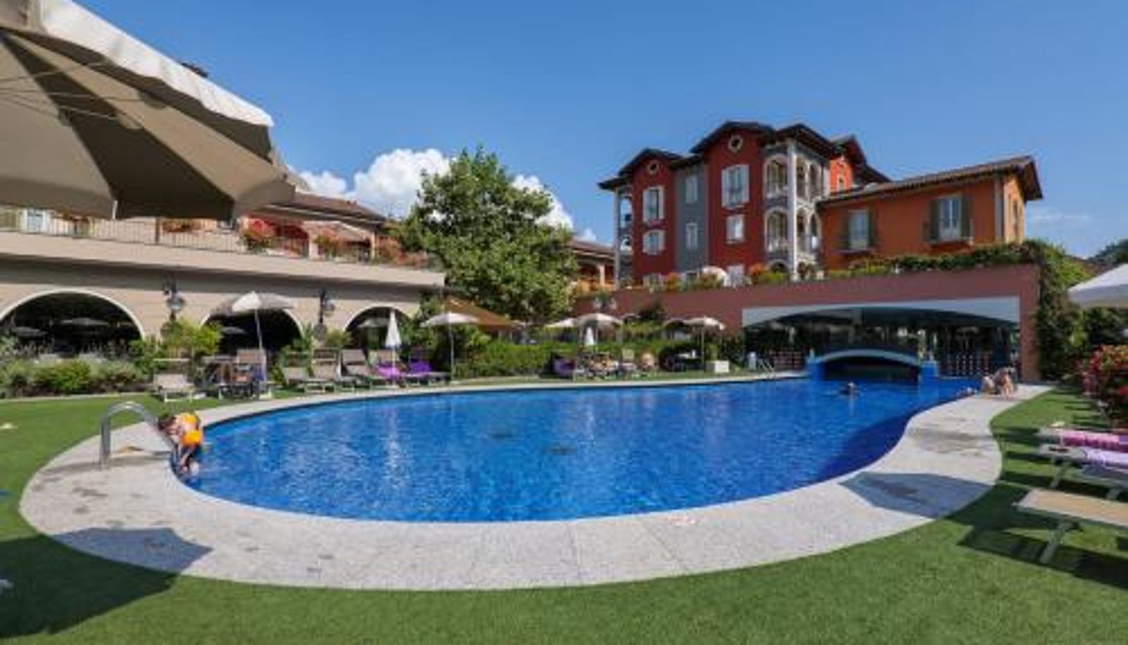 Pool - Aquazzurra Resort & Aparthotel