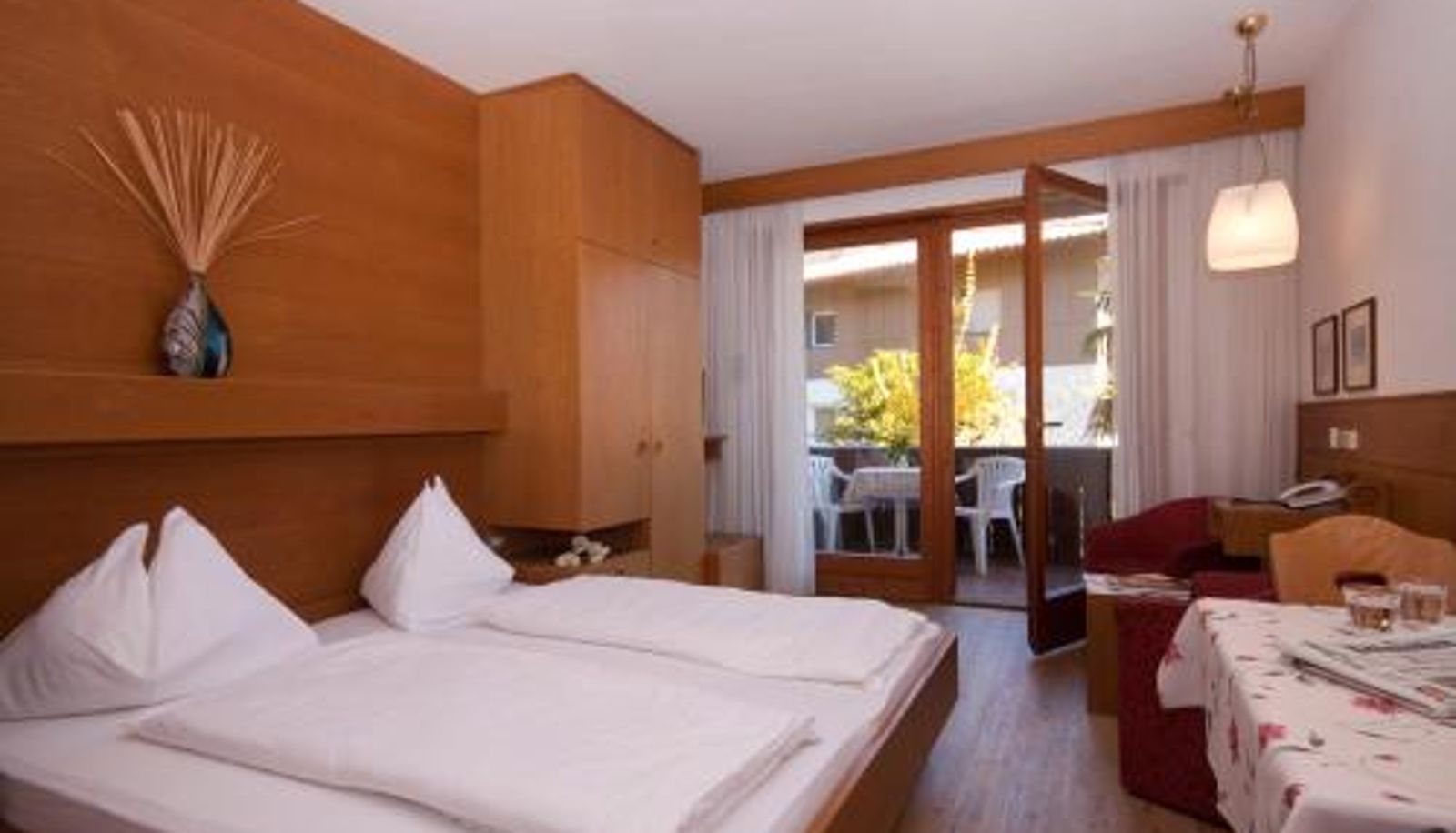 Appartement - Ferienwohnungen St Hippolyt mit Hallenbad
