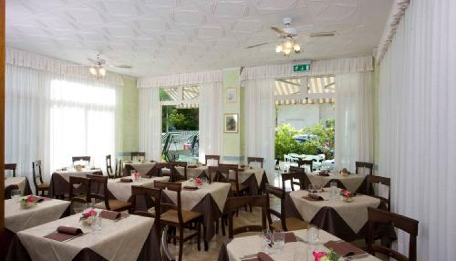 Información - Amoha Hotel - Cattolica
