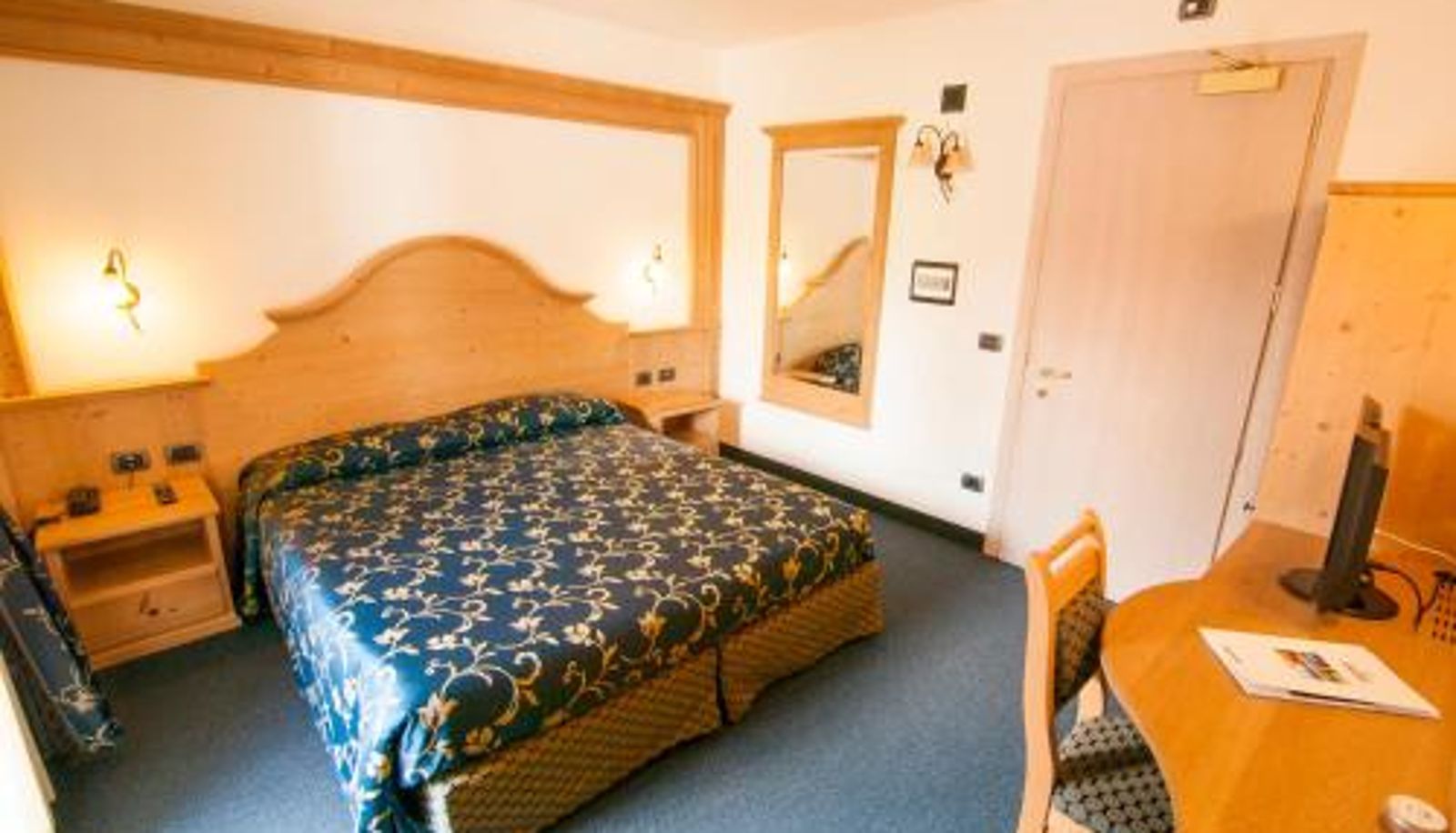 Zimmer - Family Hotel Andes - Only for Family