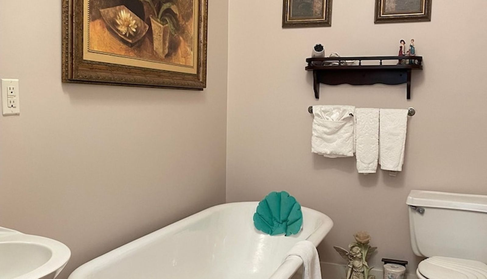Suite - Marshlands Inn
