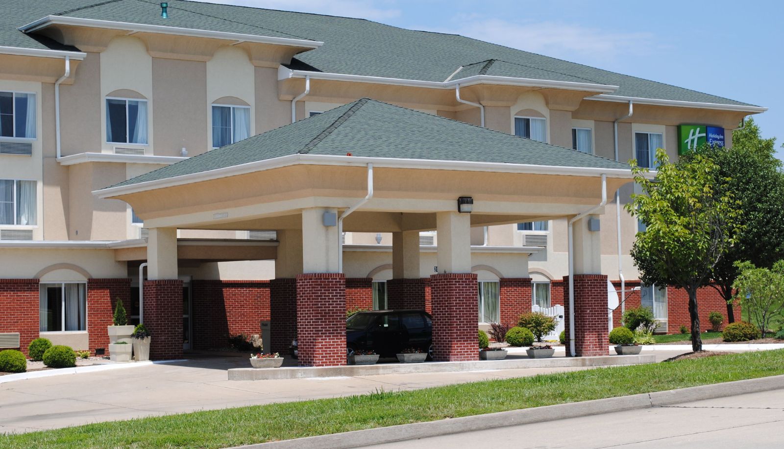 Info - Holiday Inn Express BOONVILLE by IHG