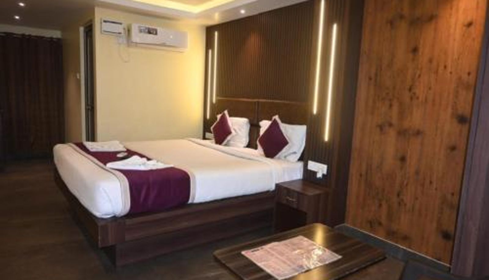Info - Hotel Runway Inn