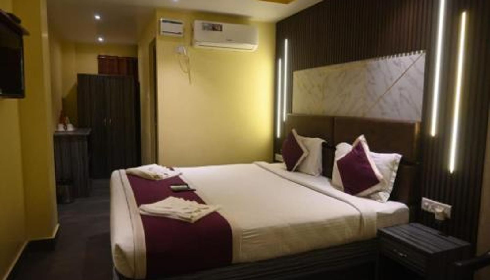 Standard room - Hotel Runway Inn