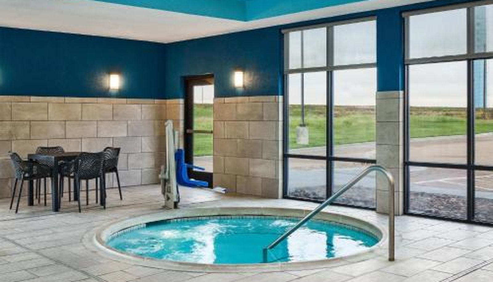 Info - Hampton Inn Colby