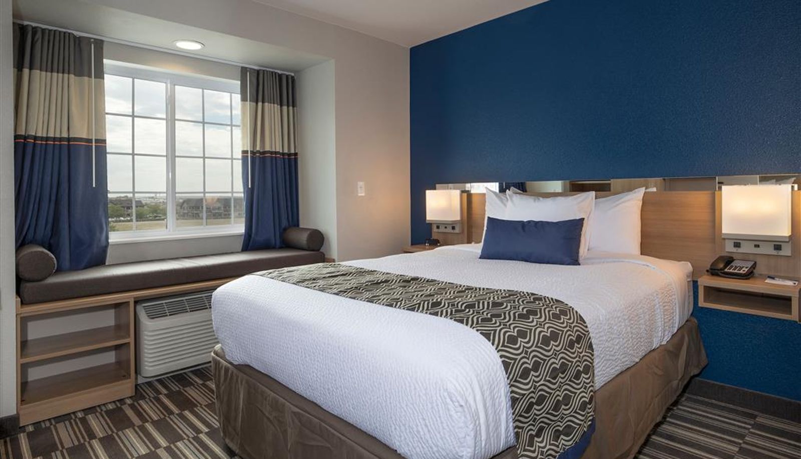 Room - Microtel Inn & Suites by Wyndham Loveland