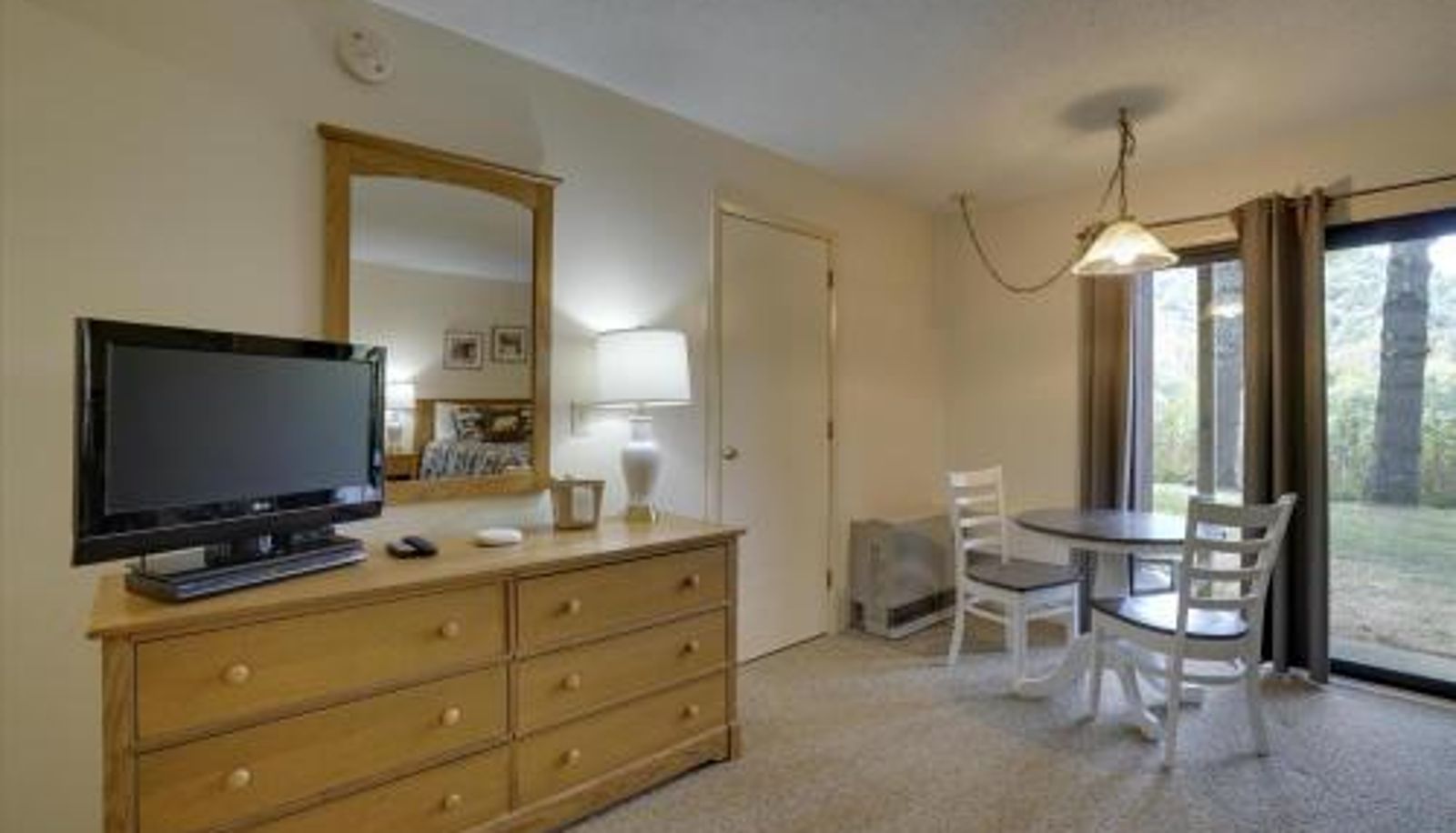 Información - Cedarbrook Hotel Room w/2 doubles 101
