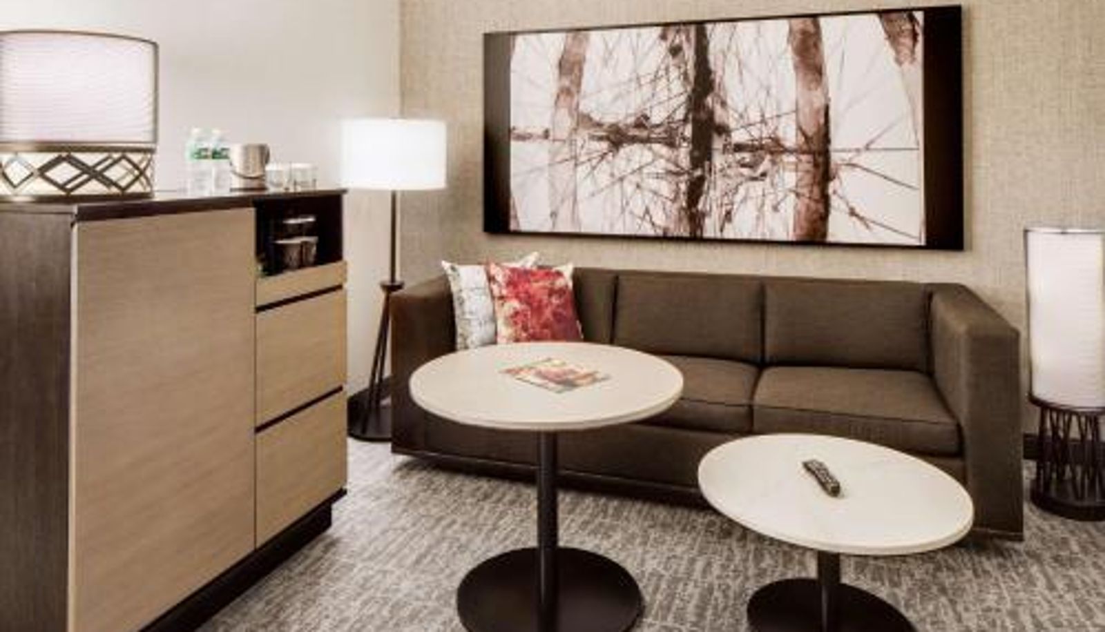 Suite - DoubleTree by Hilton Hotel & Suites Jersey City