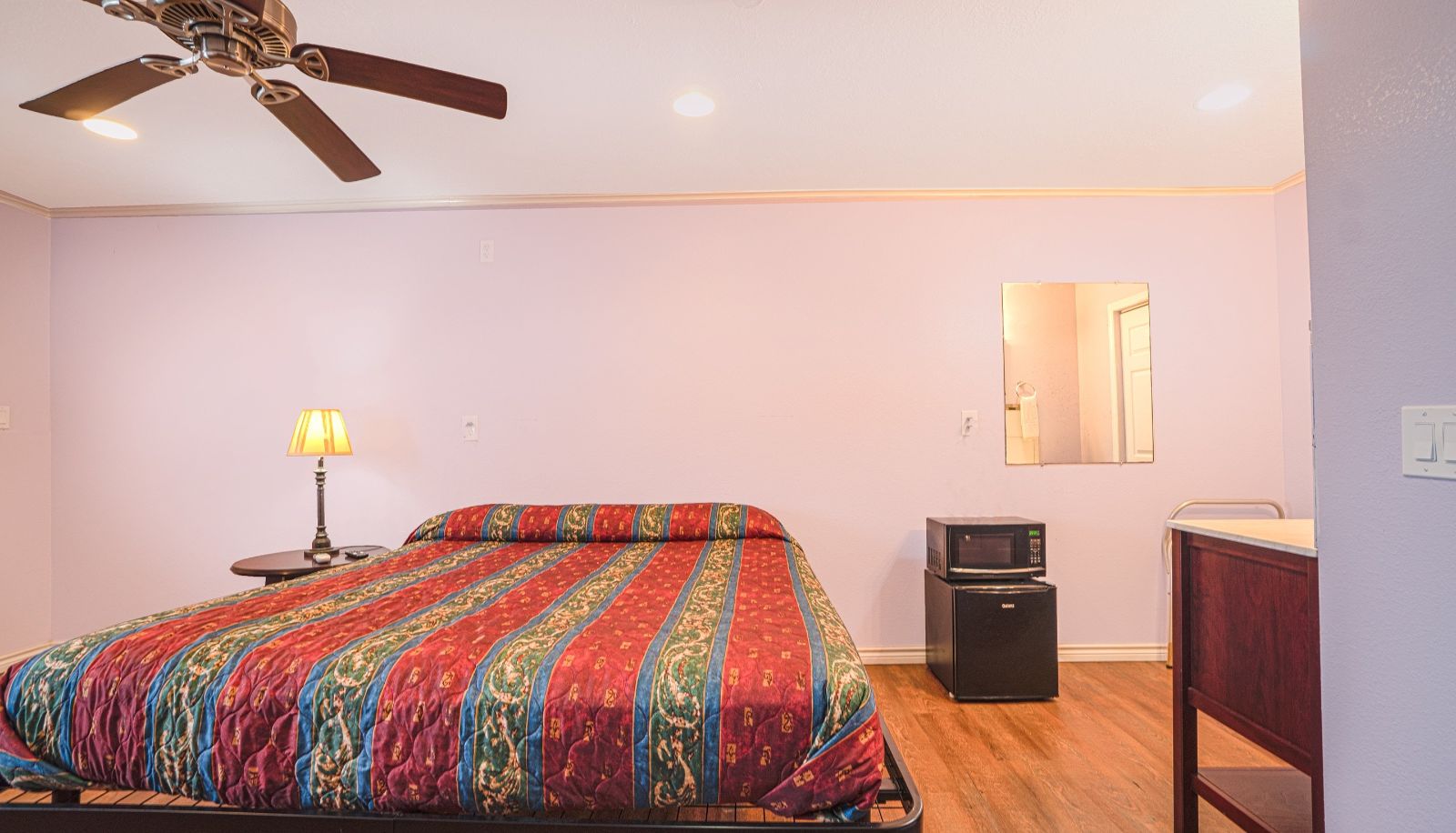 Room - Corpus Christi BY OYO Monterrey Motel Padre Island