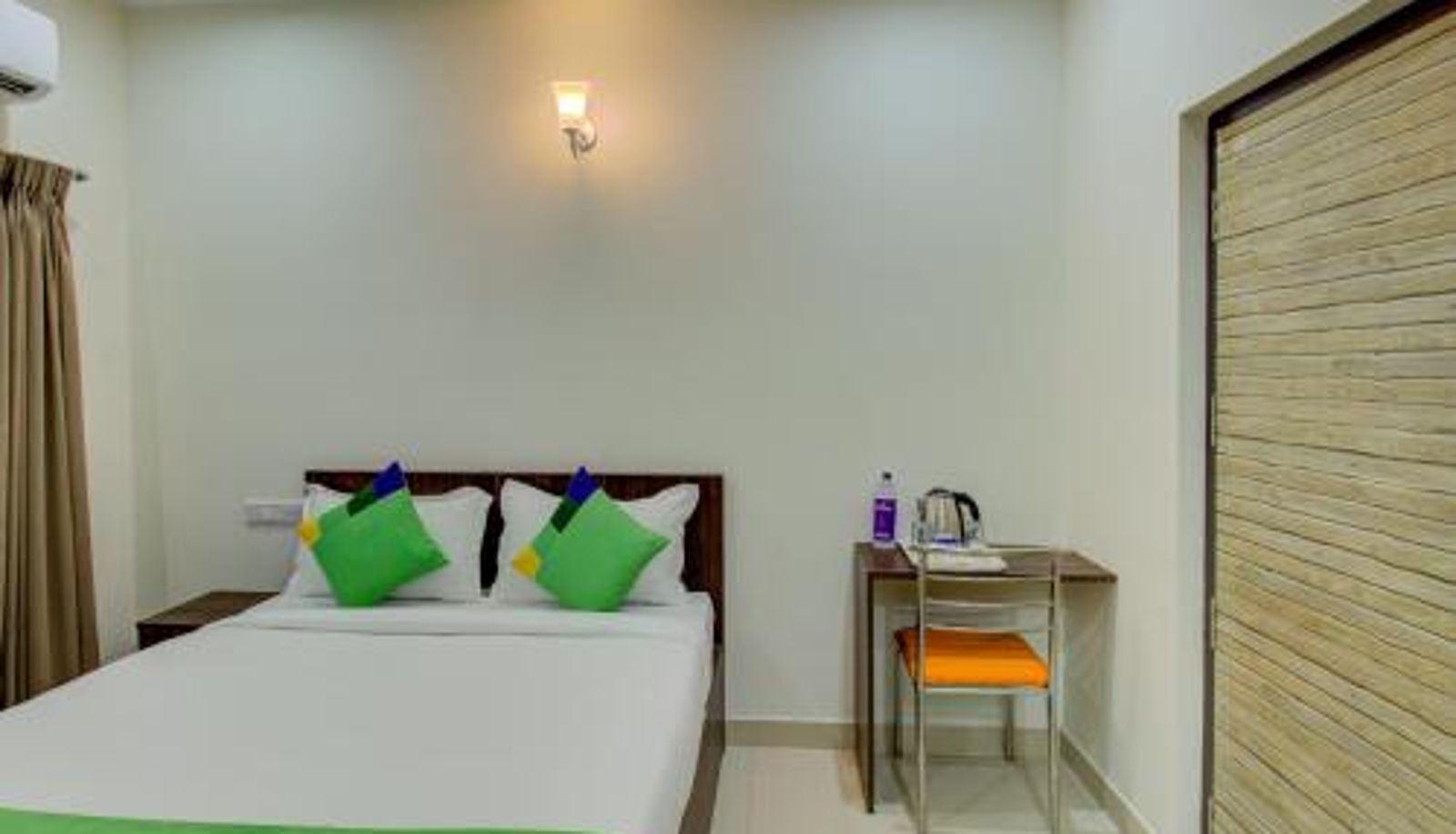 Kamer - Treebo Fortune Stay Inn