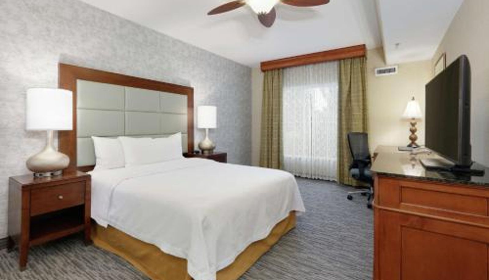 Suite - Homewood Suites Hagerstown