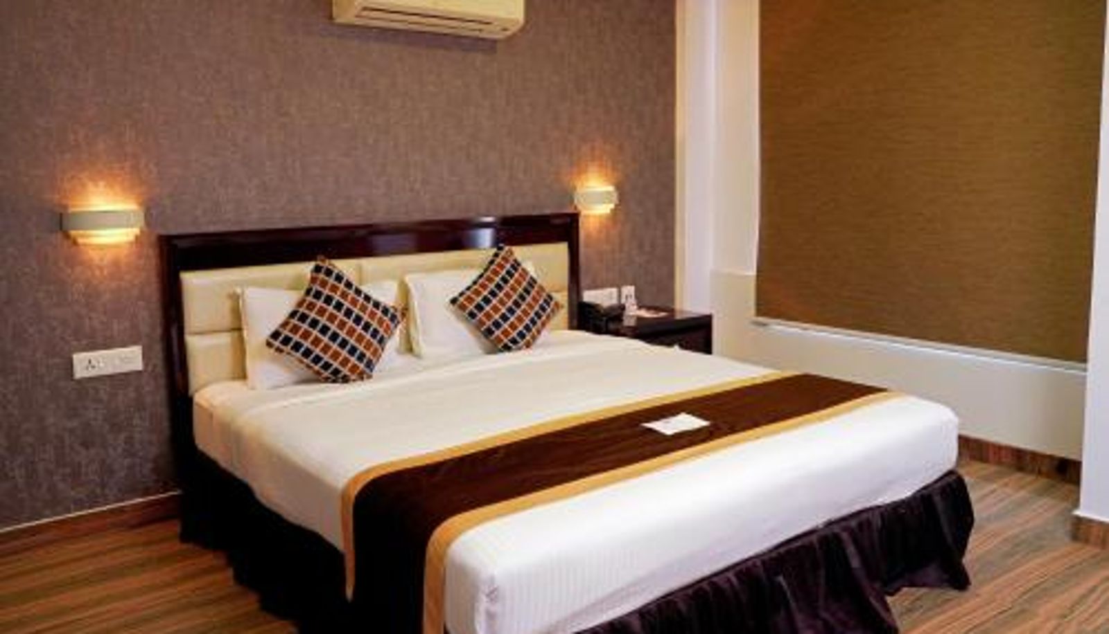 Chambre - KGA Elite Continental Hotel