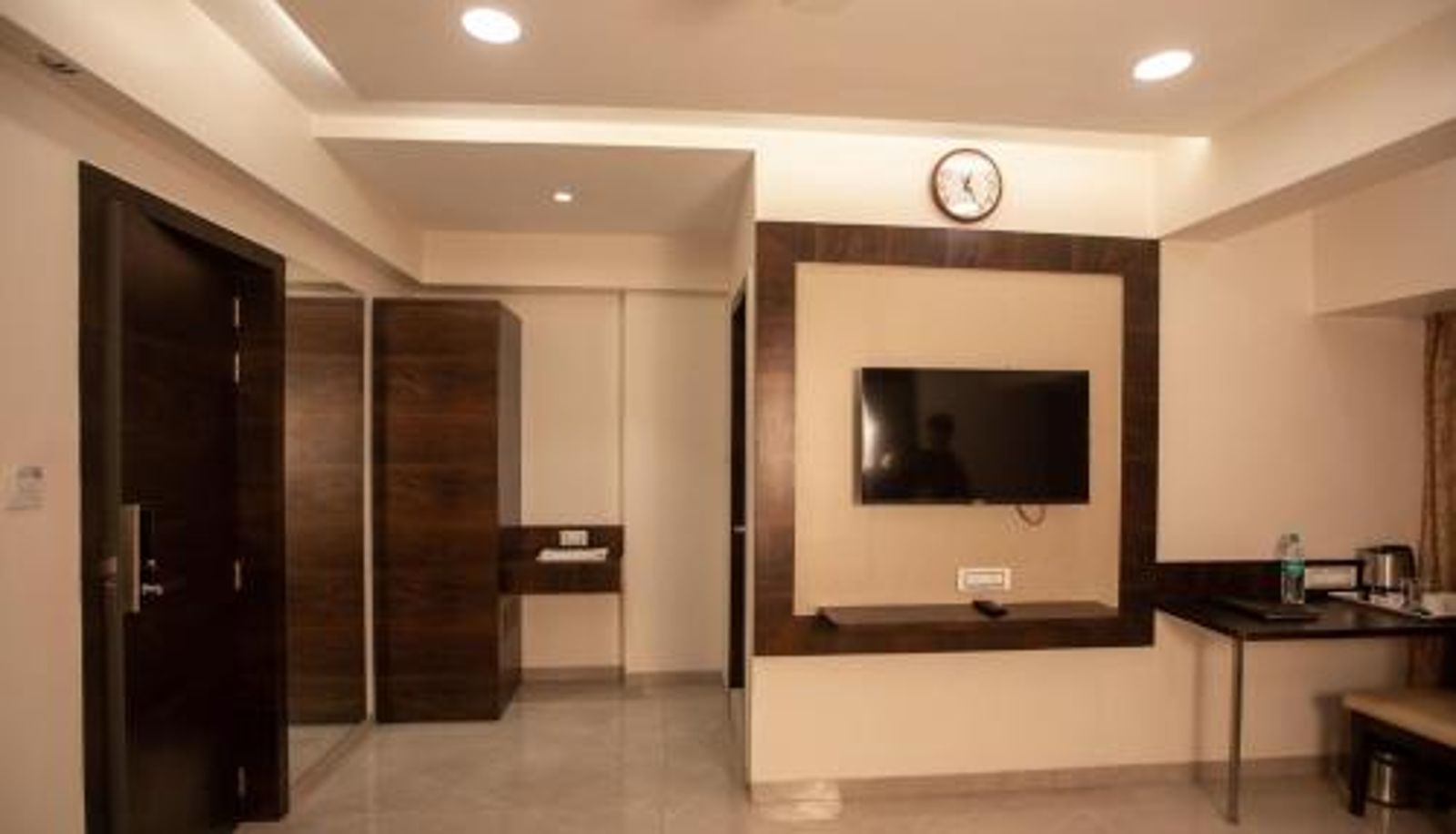 Chambre - Hotel Naaz Executive