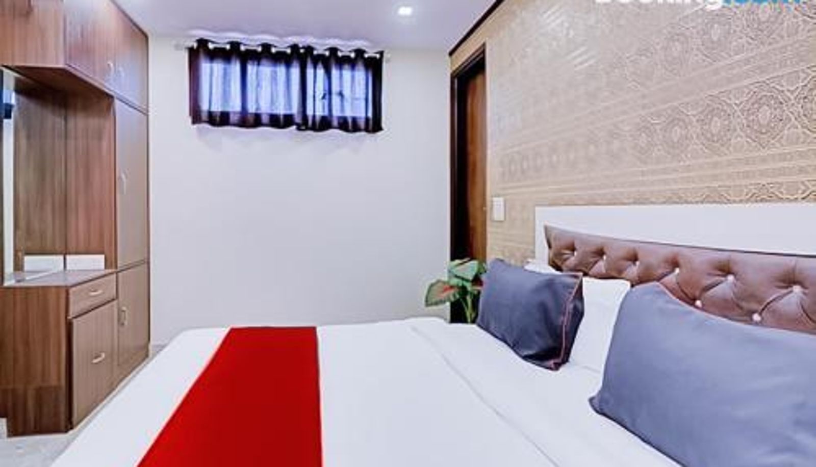 Room - Hotel O Green Palace
