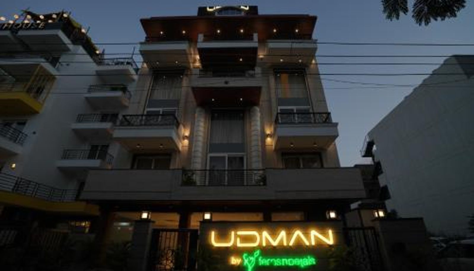 Hotel outdoor area - Udman Hotel Gurugram