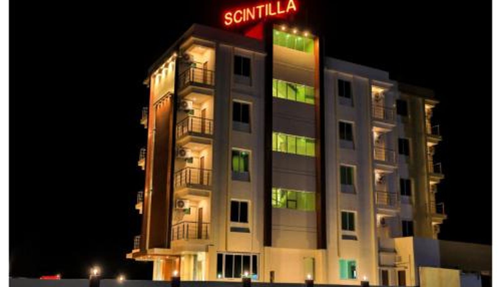 Hotel outdoor area - Somnath The Castle Crown - Hotel Scintilla