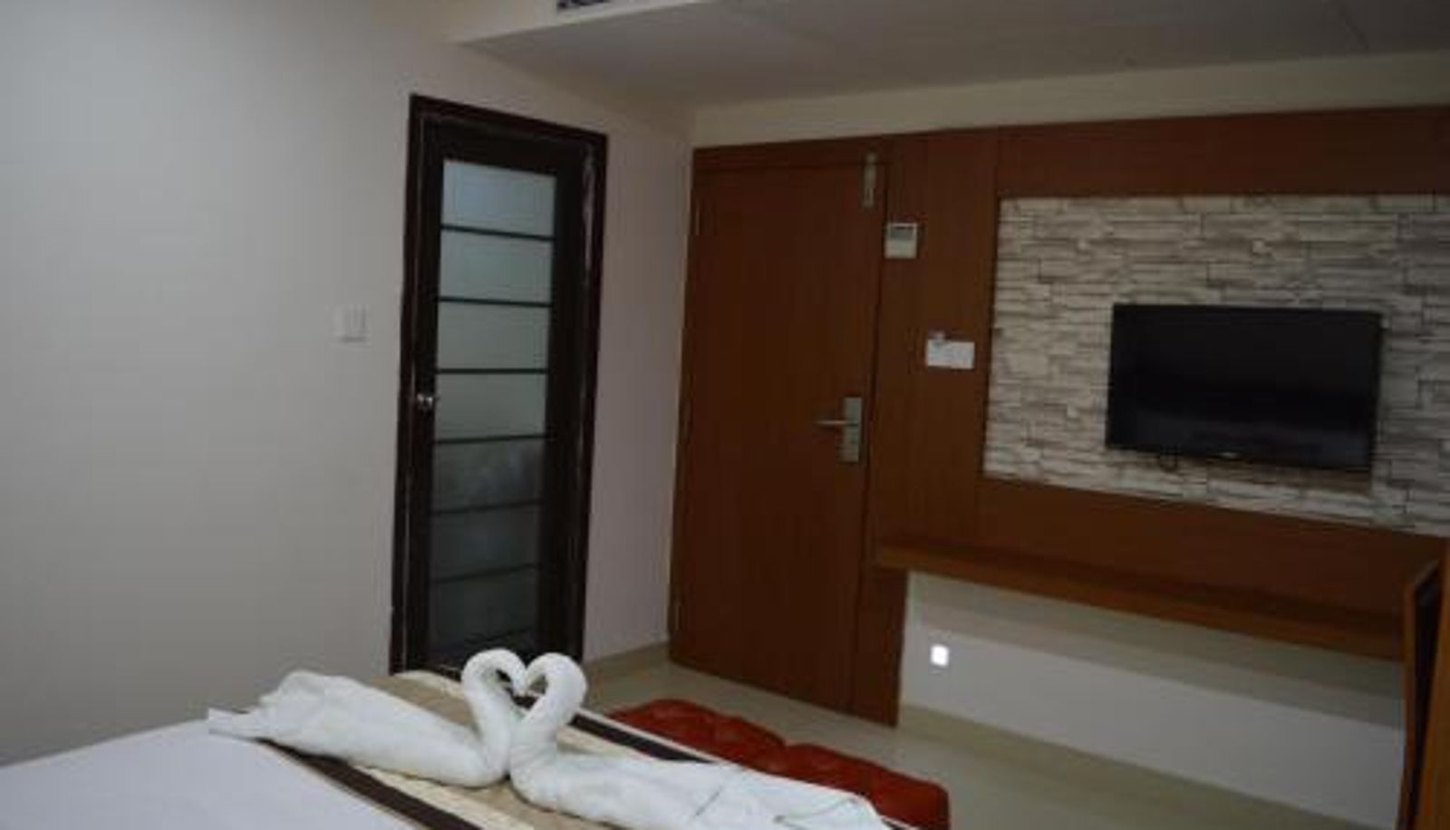 Room - Hotel Diamonds Pearl