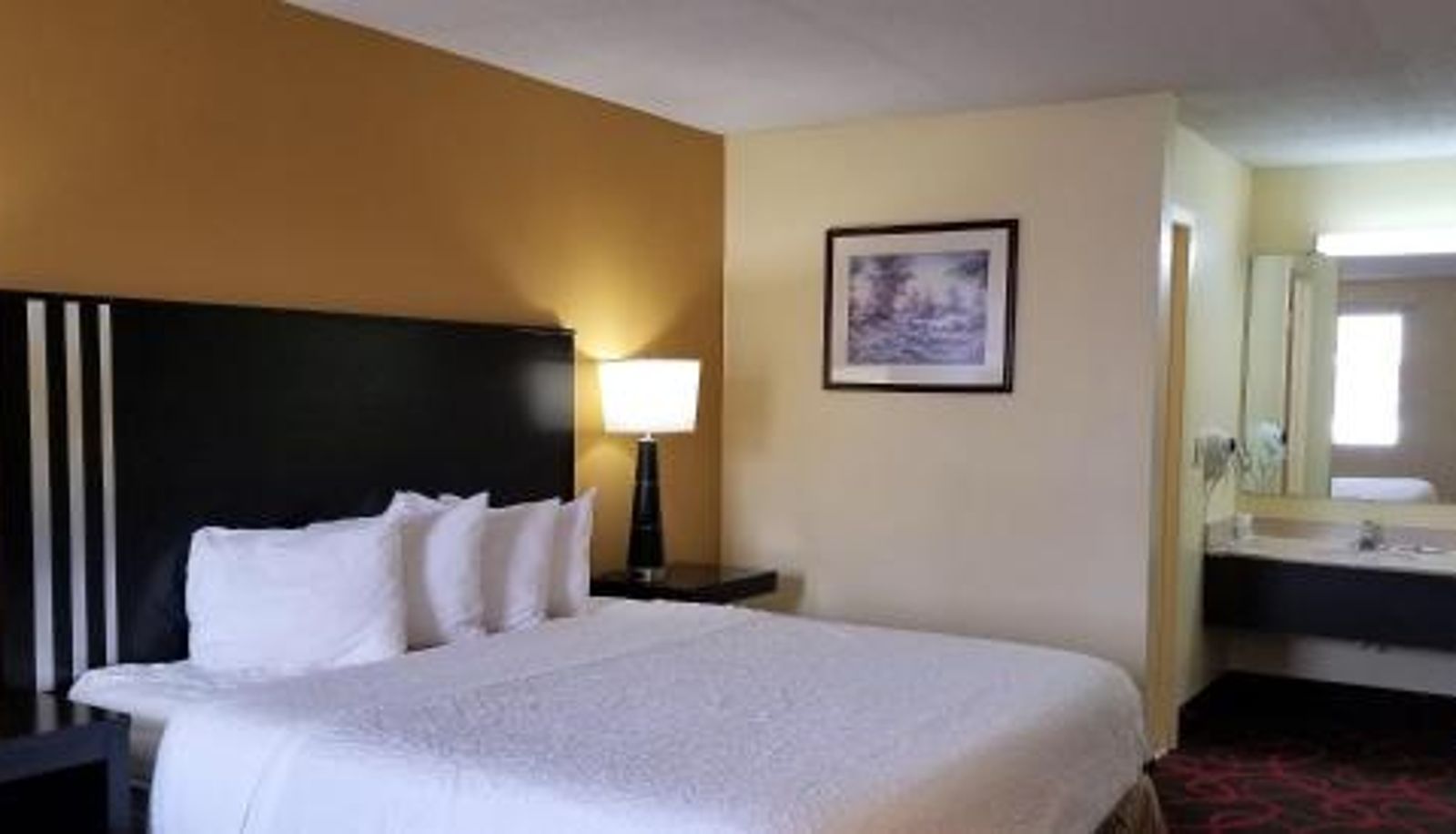Room - Travelodge by Wyndham Richmond IN