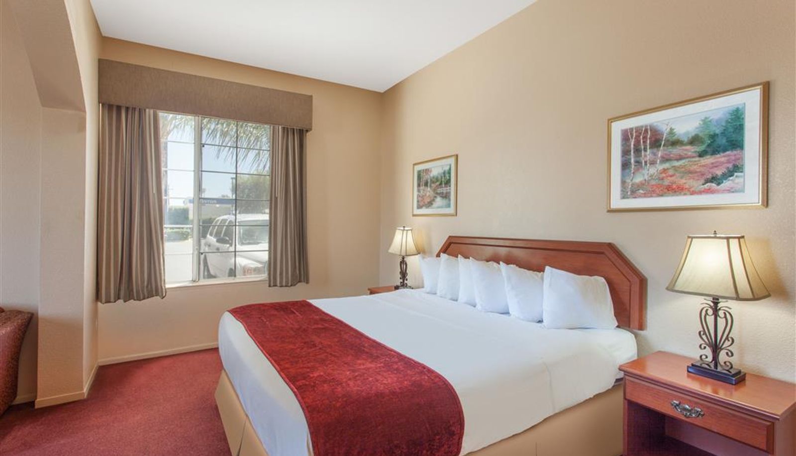 Room - Ramada by Wyndham Fresno Northwest