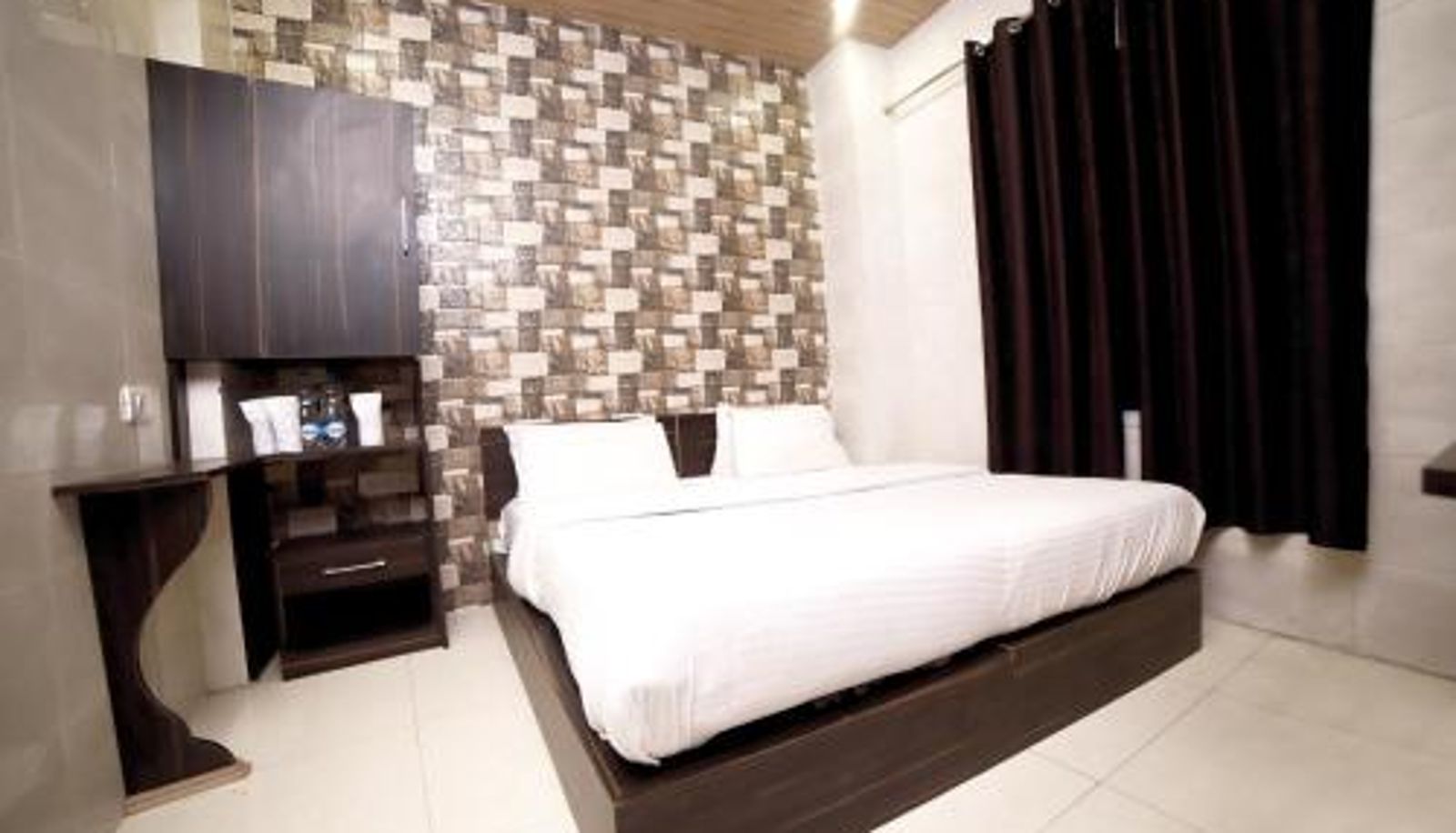 Zimmer - Hotel Star Light