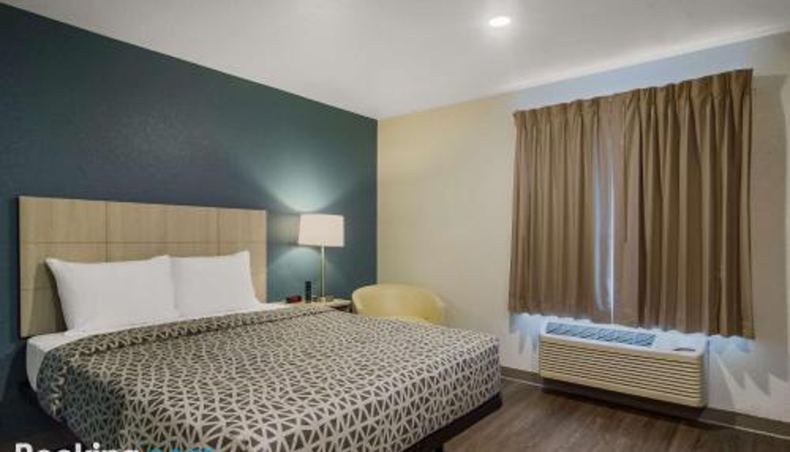Room - WoodSpring Suites Jacksonville Orange Pa