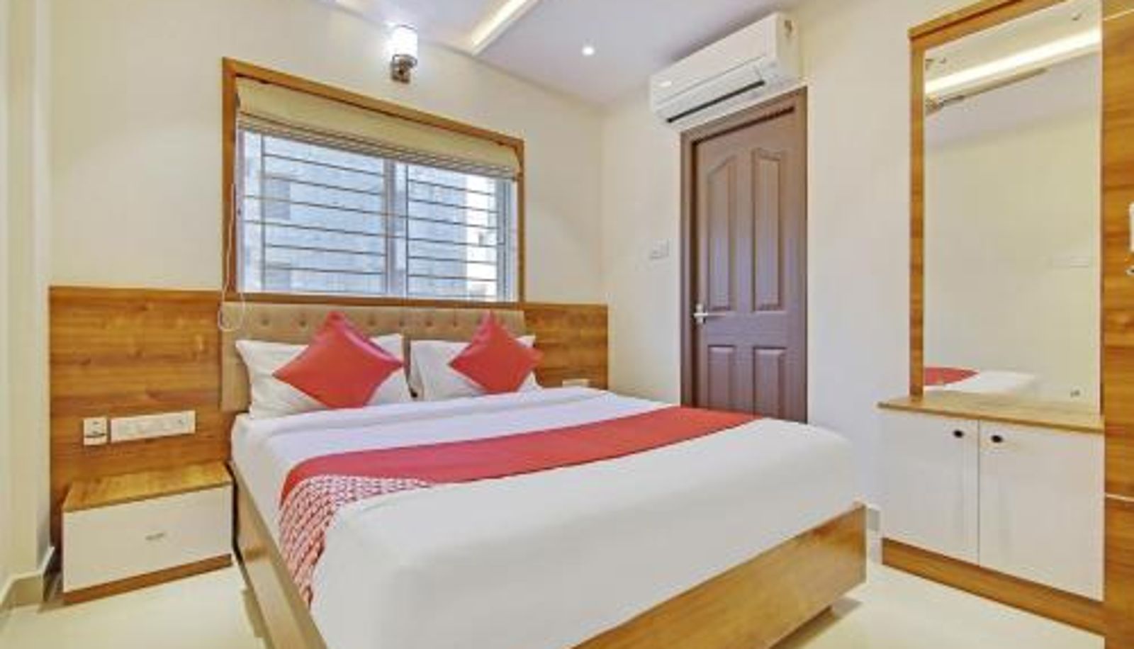 Camera - Hotel O With Inn