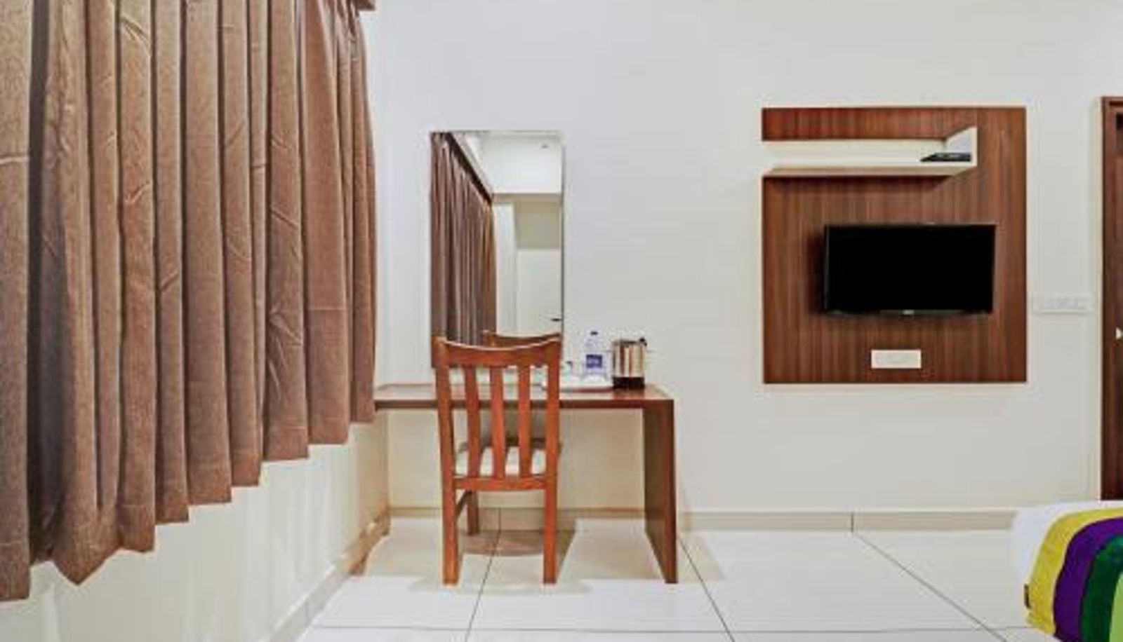 Pokój - Treebo RJ Residency