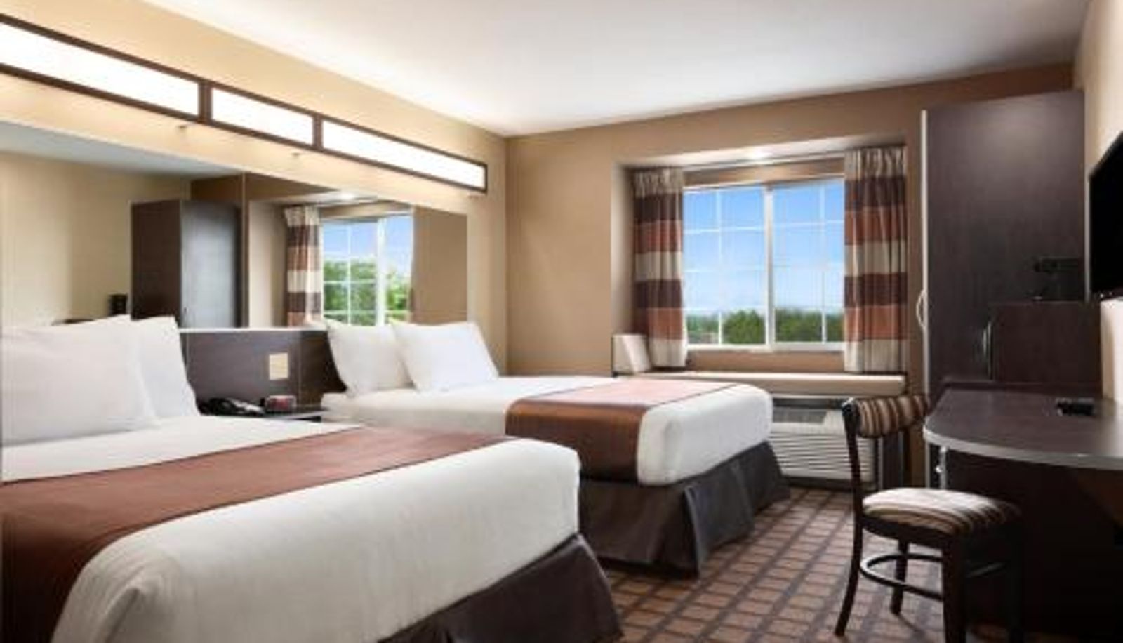 Family room - Microtel Inn & Suites Pleasanton
