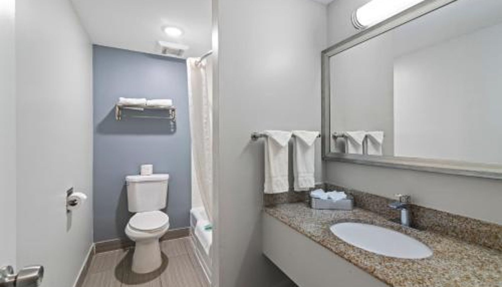 Salle de bain - The Northshore Hotel