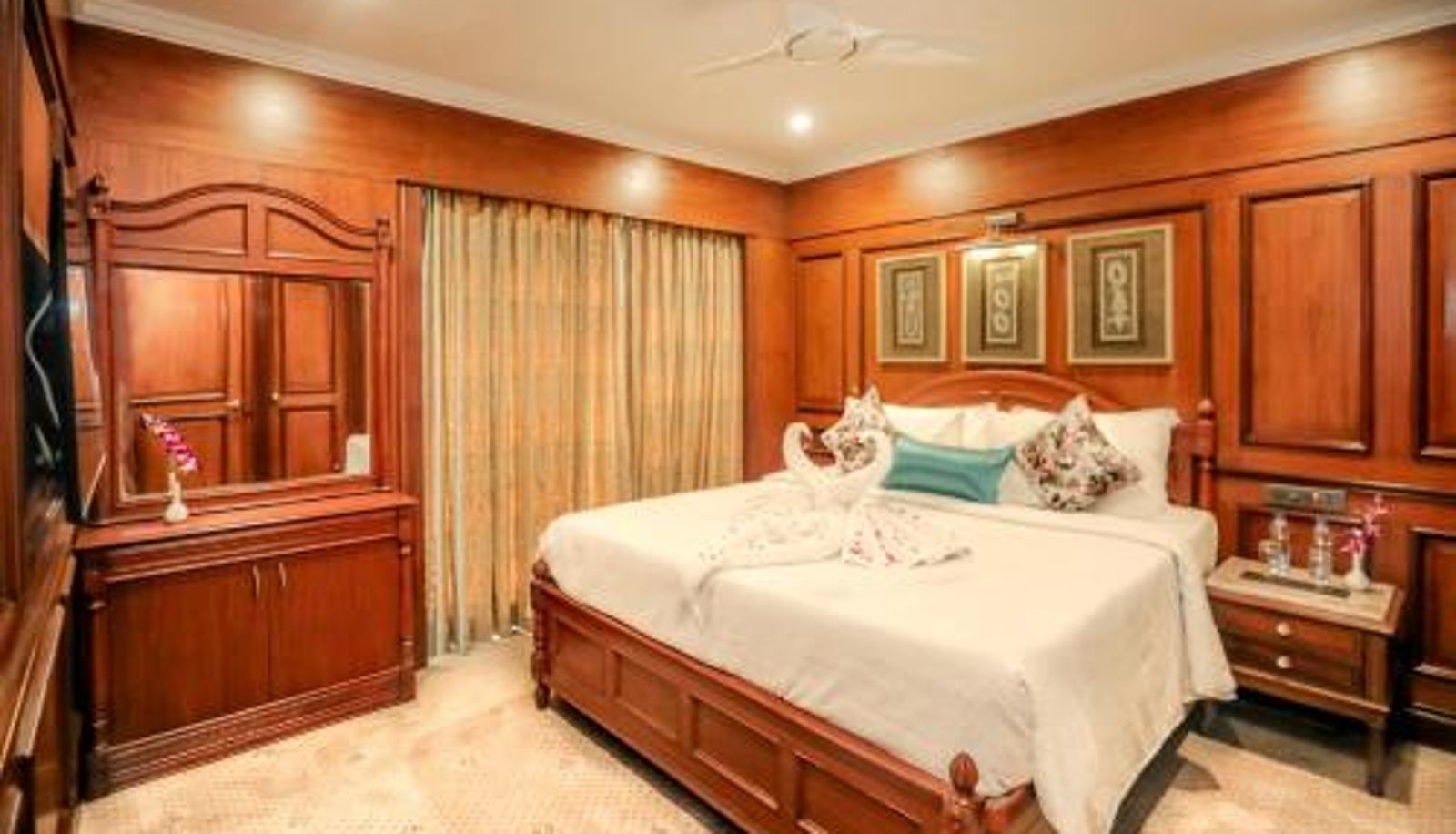 Habitación - Regenta Central Lucknow by Royal Orchid Hotels Limited