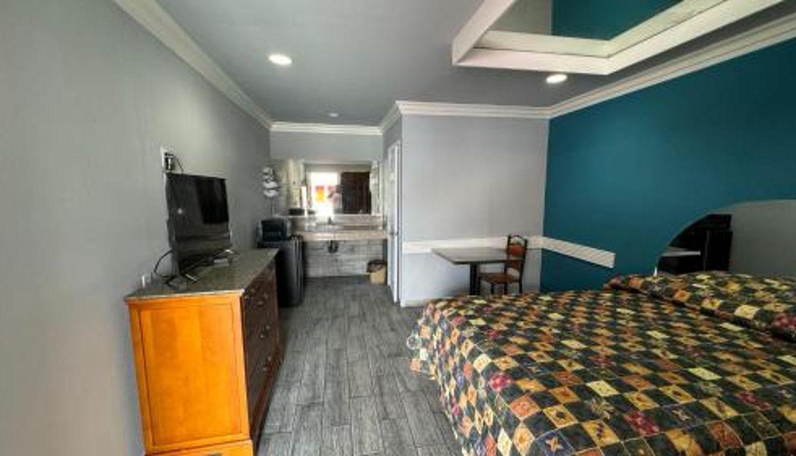 Info - Hiland Motel