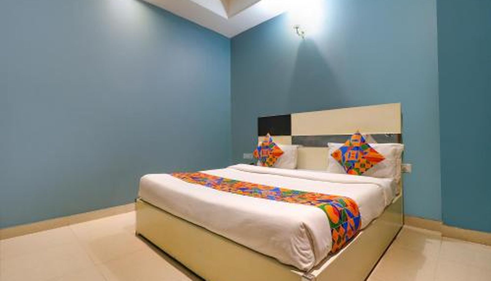 Zimmer - FabHotel Max Inn I