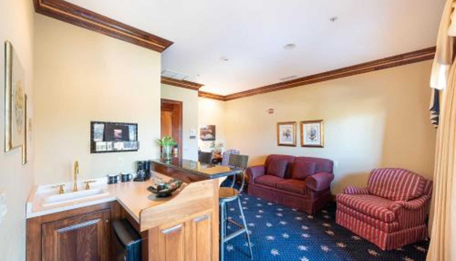 Info - Stock Farm Inn