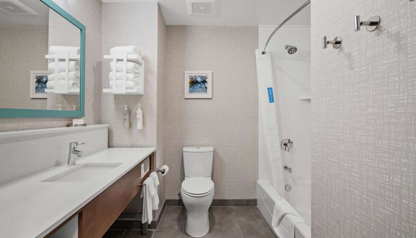 Room - Hampton Inn by Hilton Morro Bay