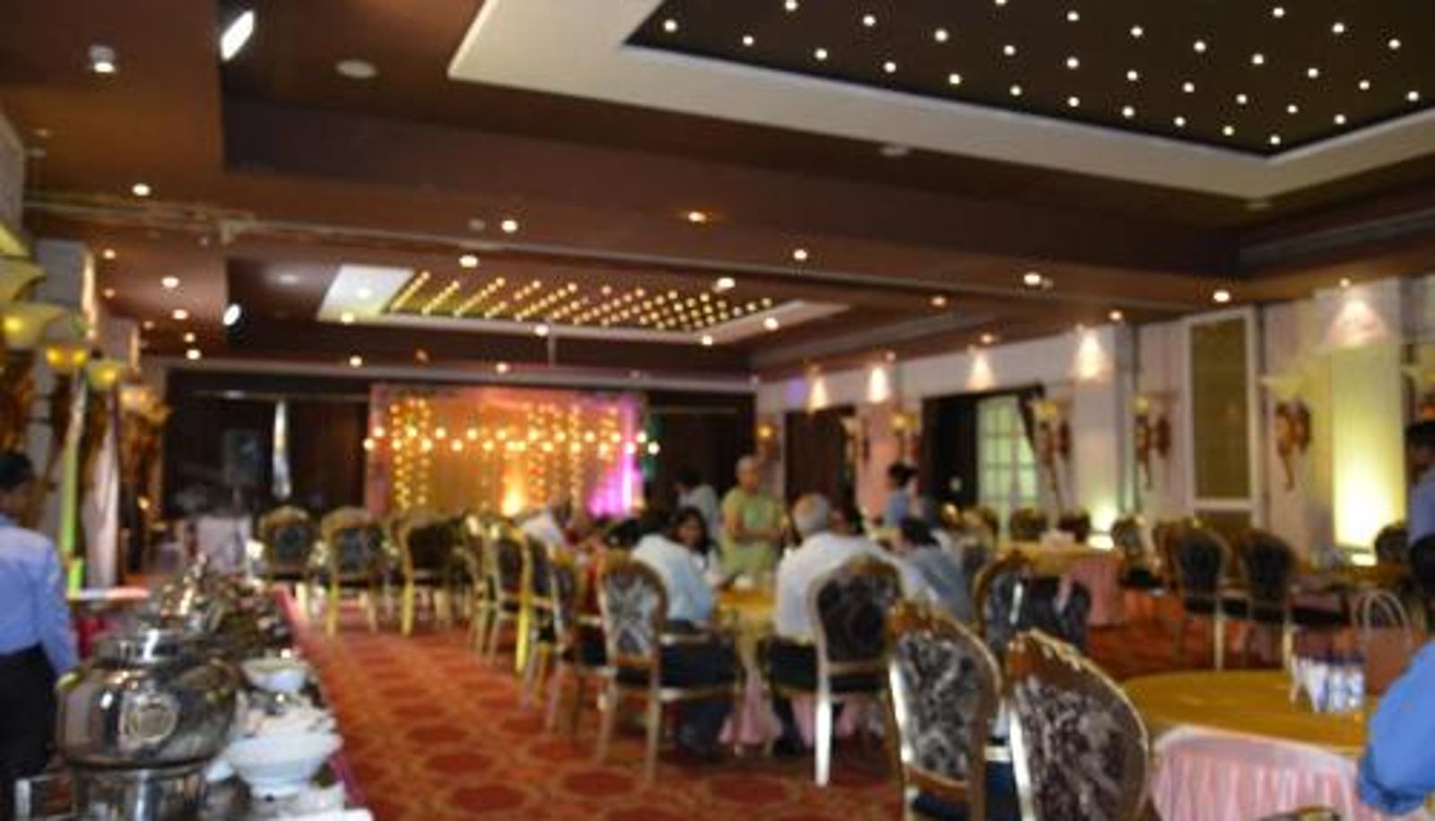 Sala śniadaniowa w restauracji - TGN SUITES - HOTEL