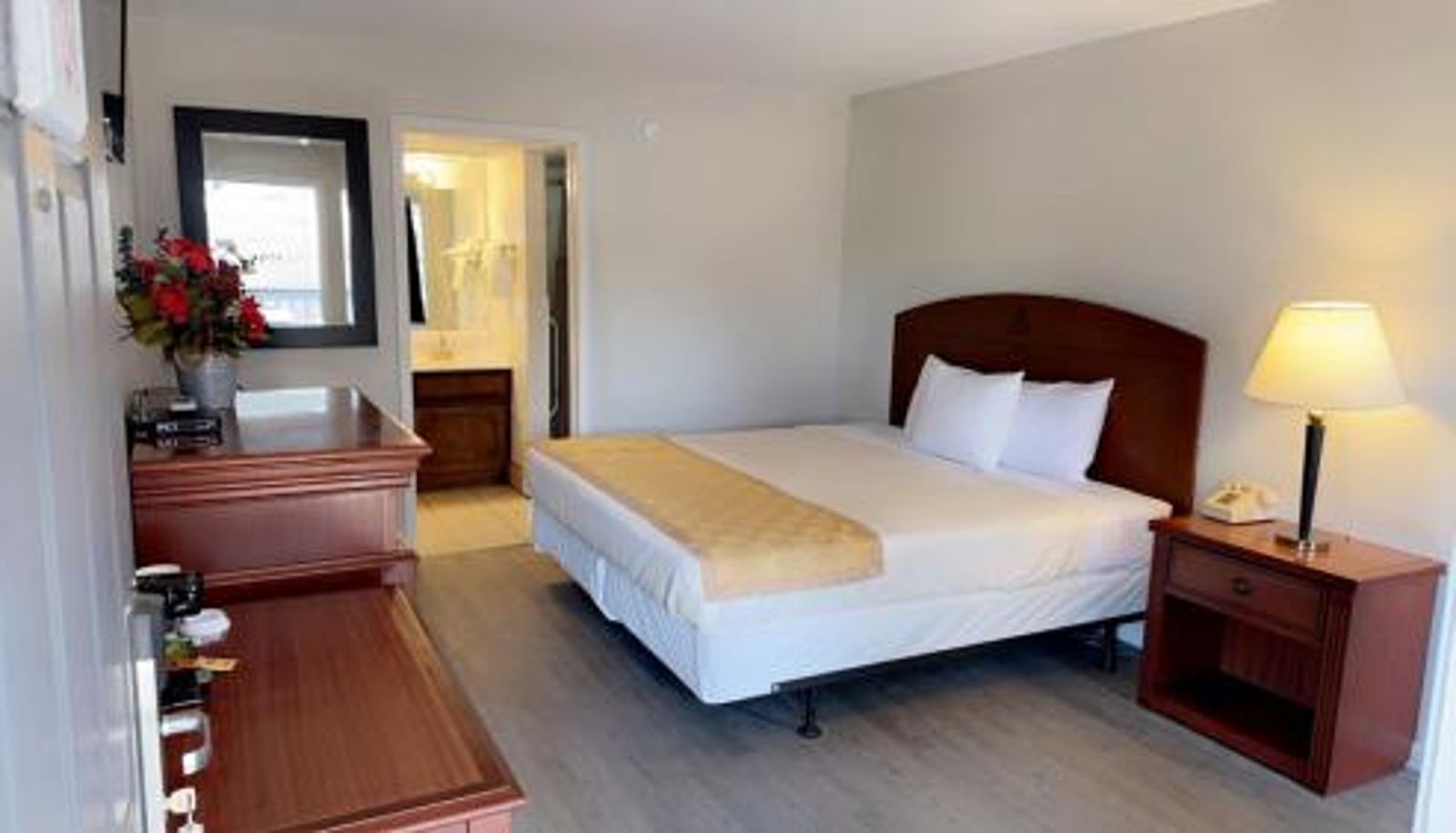 Room - Branson Victorian Inn
