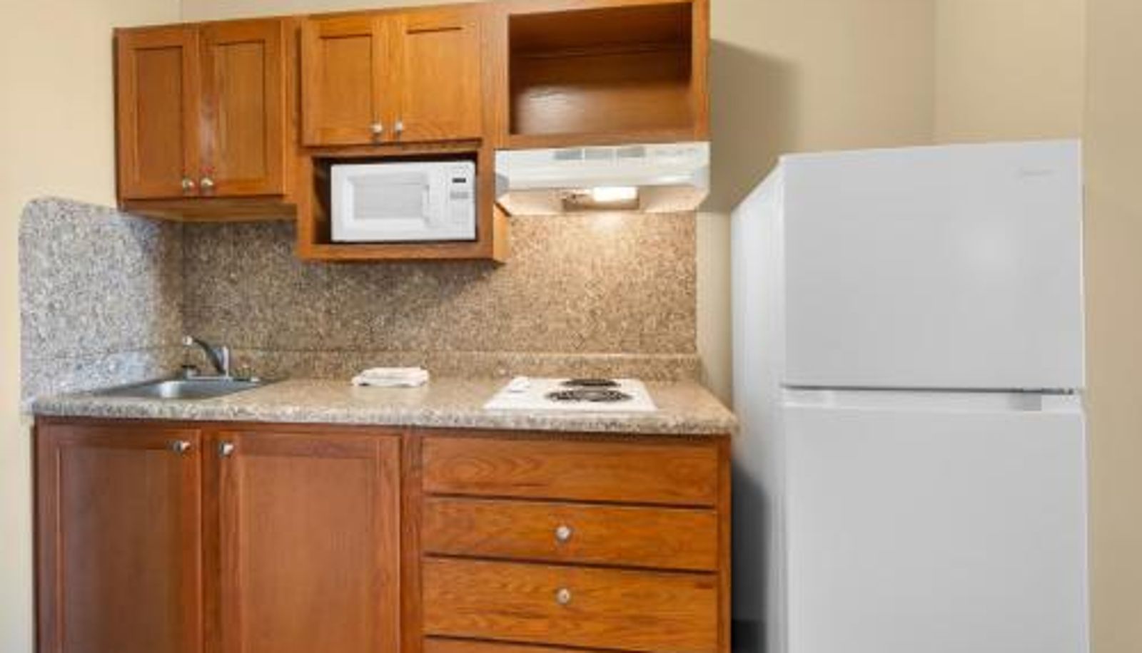 Apartment - Risewell Kitchen Suites Pleasanton