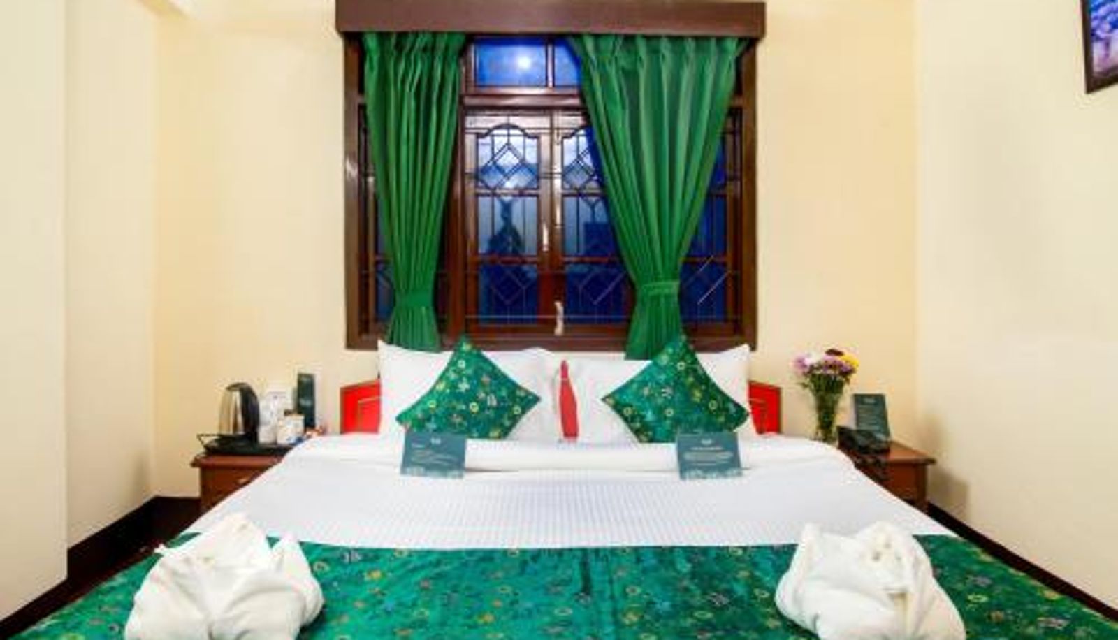 Room - Muscatel BhumSang - 200 Mts from Mall Road