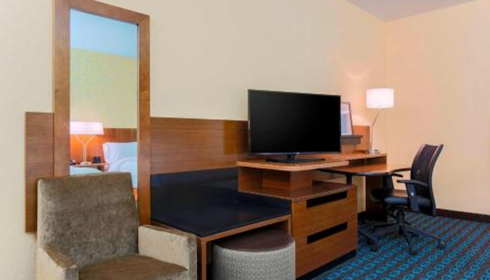 Room - Fairfield Inn & Suites by Marriott Pleasanton