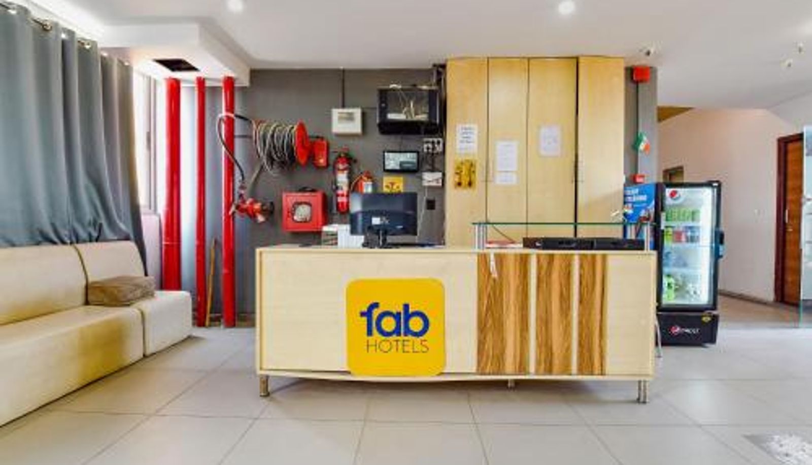 Receptie - FabHotel Kaviya - Bopal