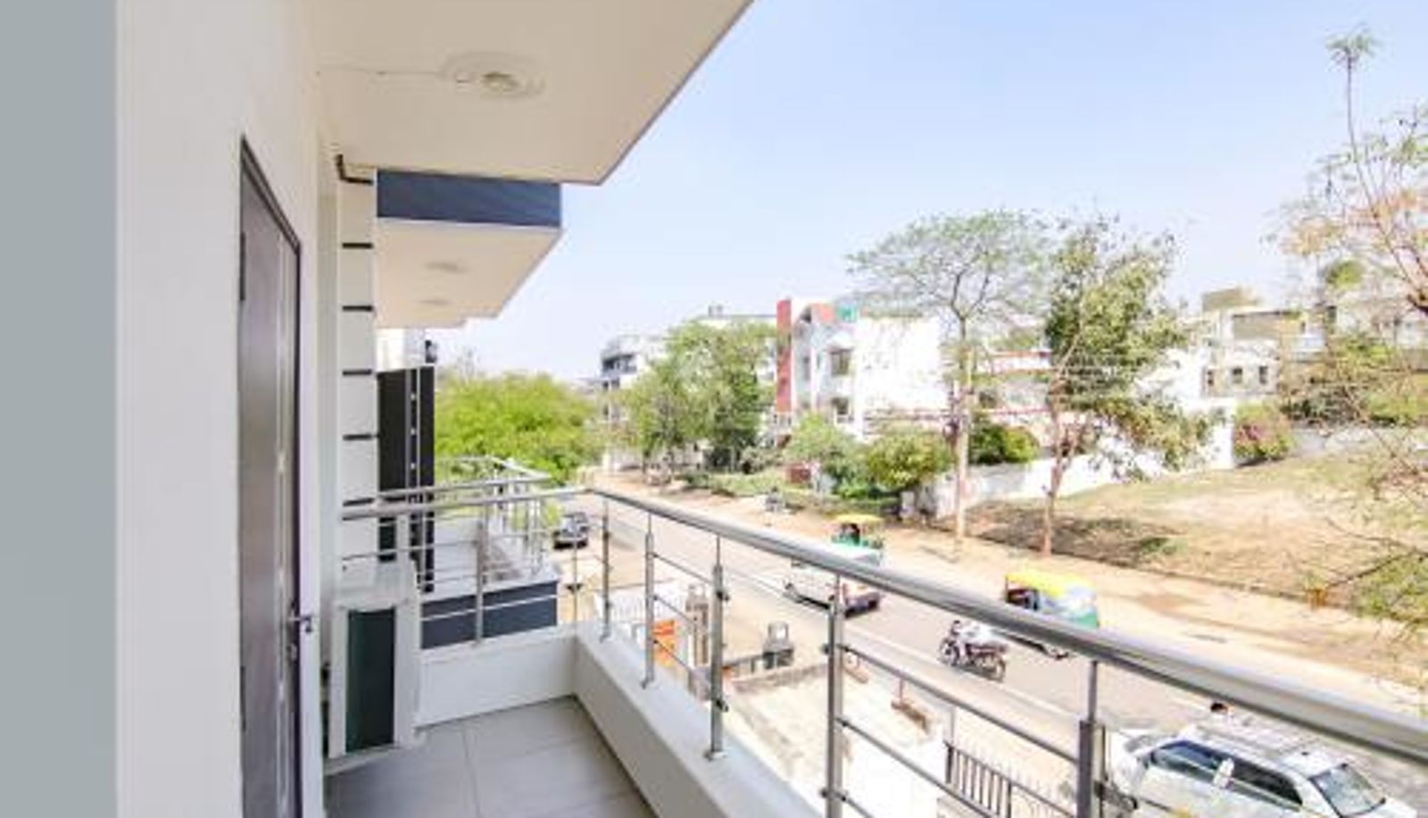 Hotel outdoor area - Cyber City near Ambience Mall Hotel Leaf 9 INN