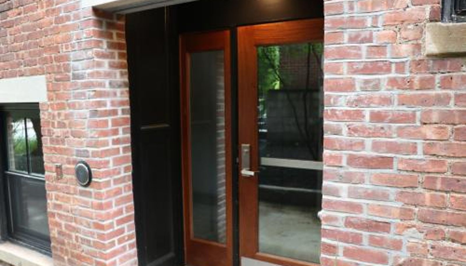 Info - Heated Floors.. #37 A Stylish Stay w/ a Queen Bed