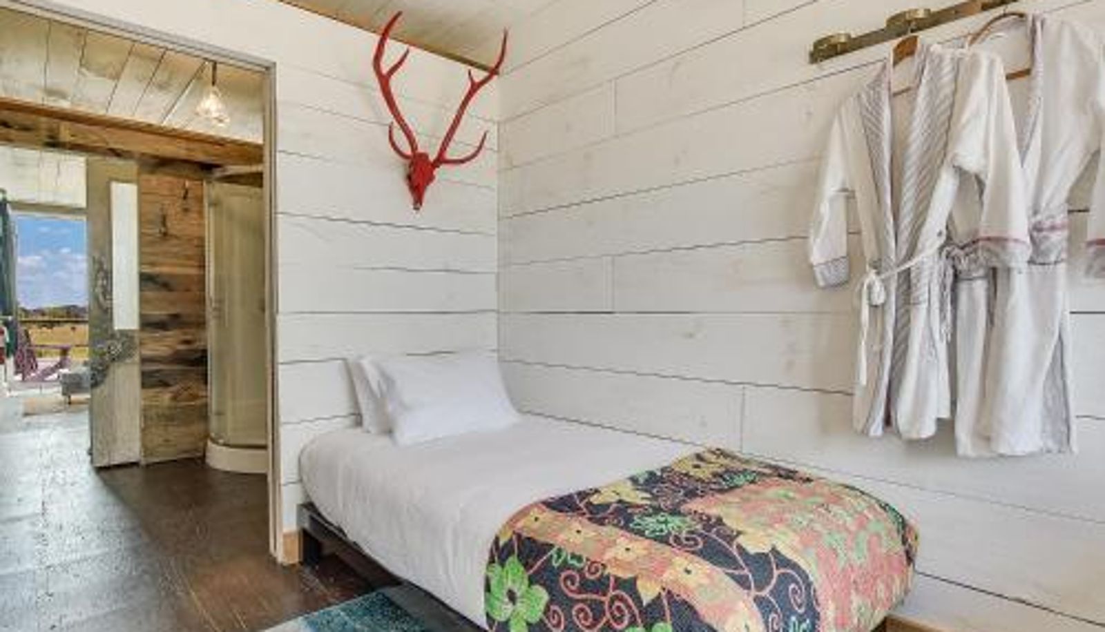 Habitación - FlopHouze Shipping Container Hotel