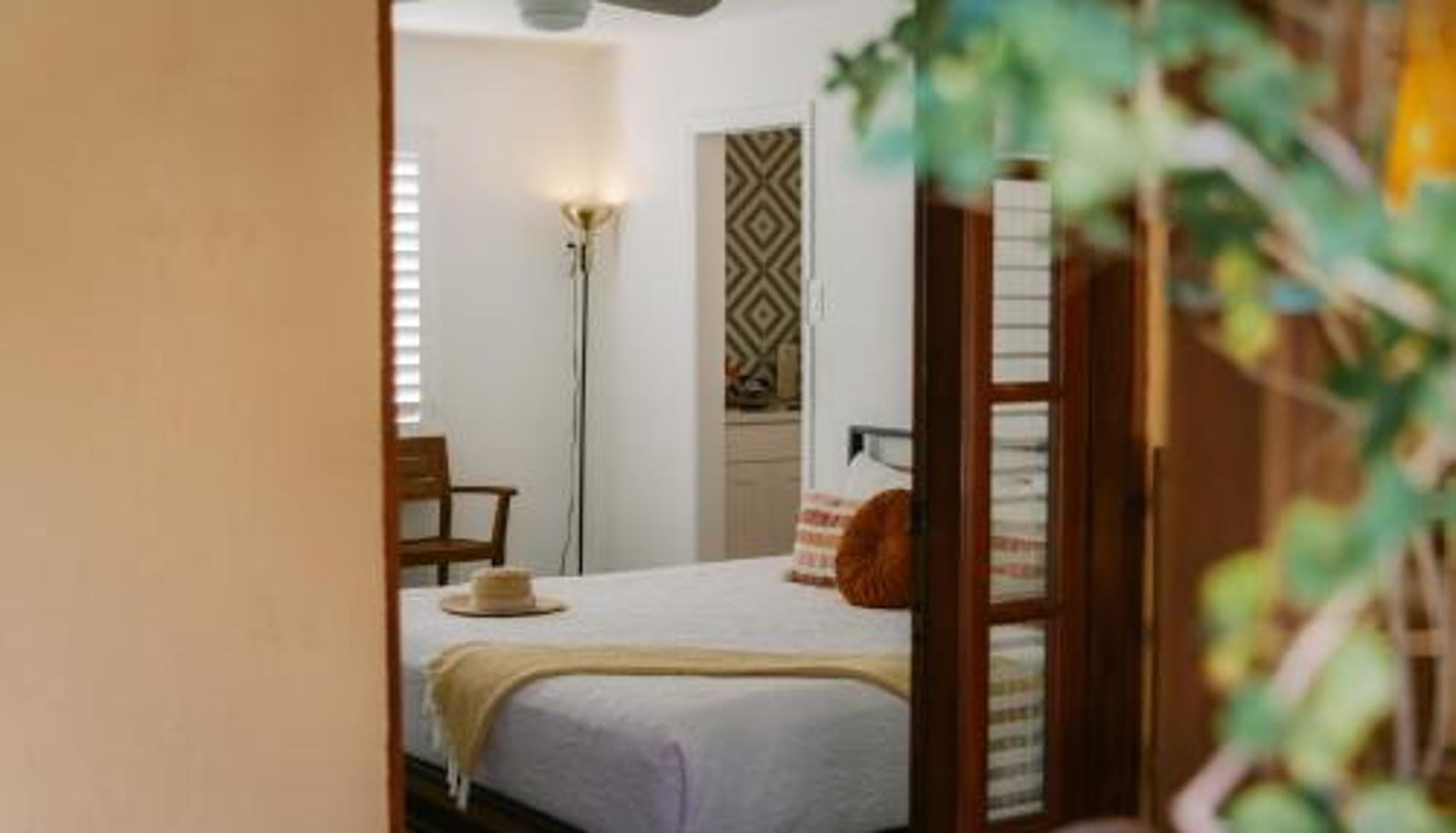 Suite - The Good House- Hot Spring Hideaway